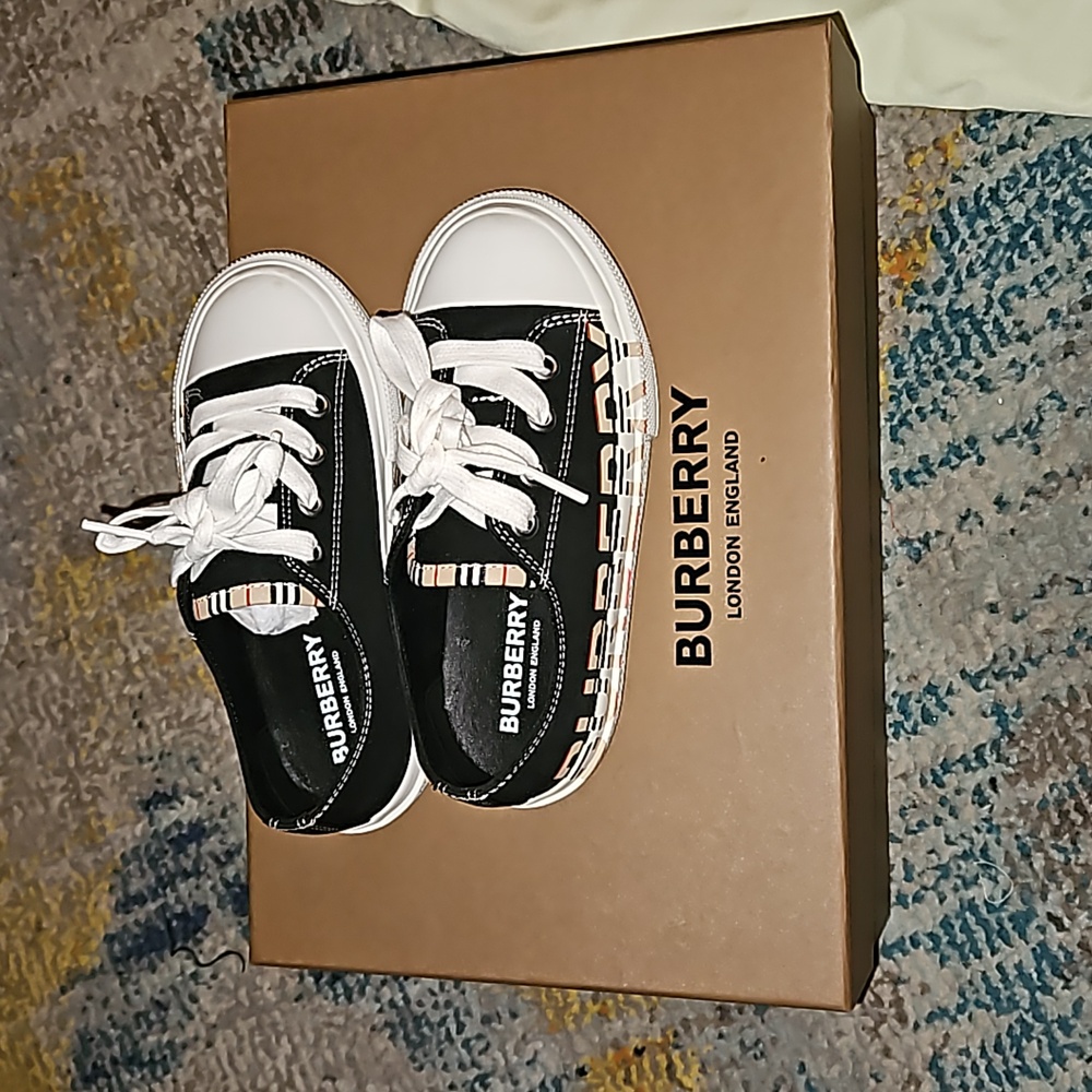 Kids Burberry sneaker